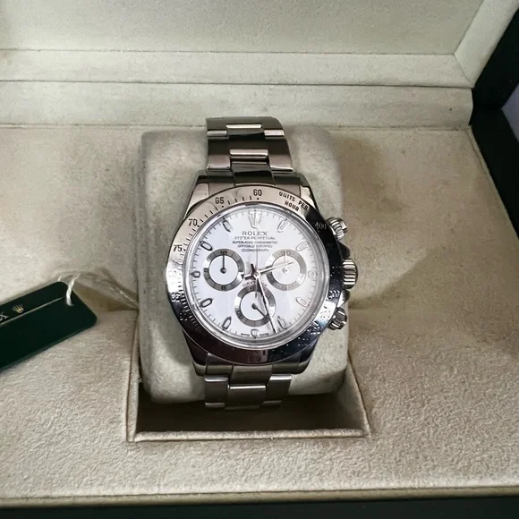 Rolex Daytona Steel, the iconic watch. - Picture 4 of 6